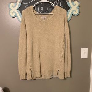 Good shimmery sweater!